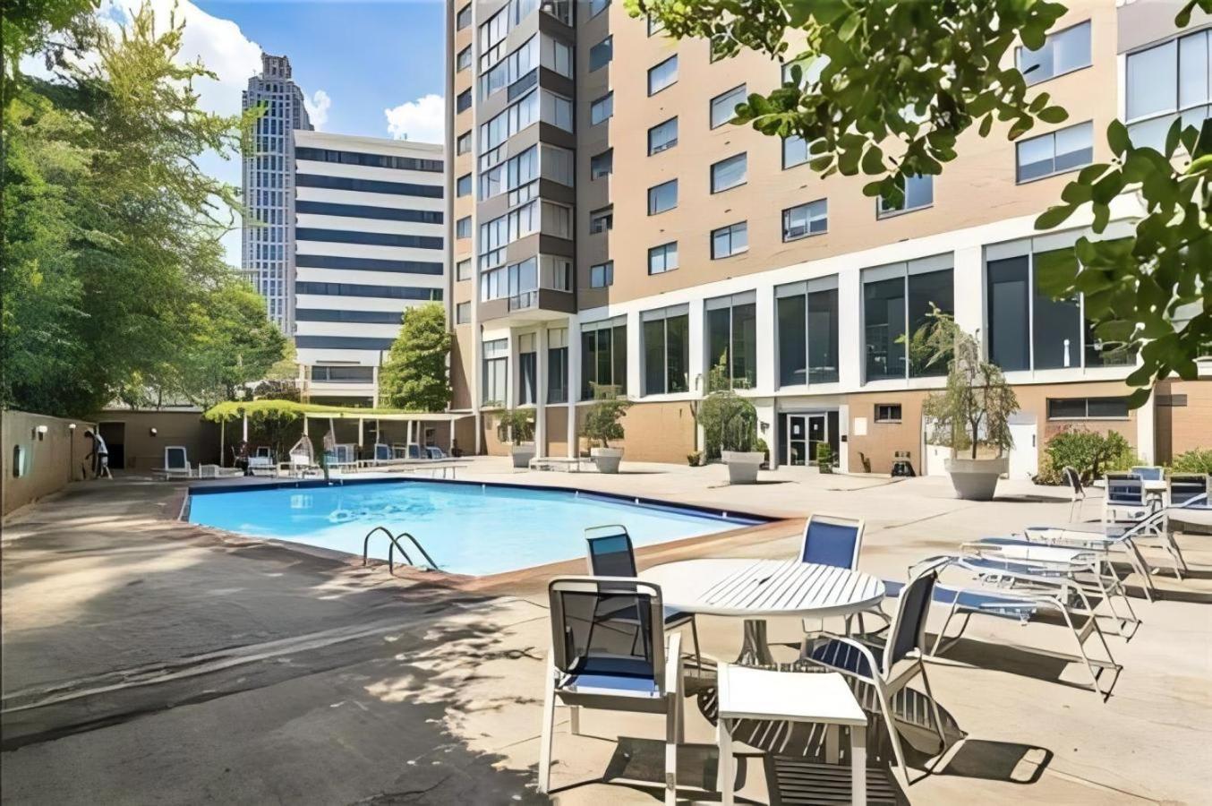 Villa Atl Downtown 2Br King Bed Free Parking Lm1908 à Atlanta Extérieur photo